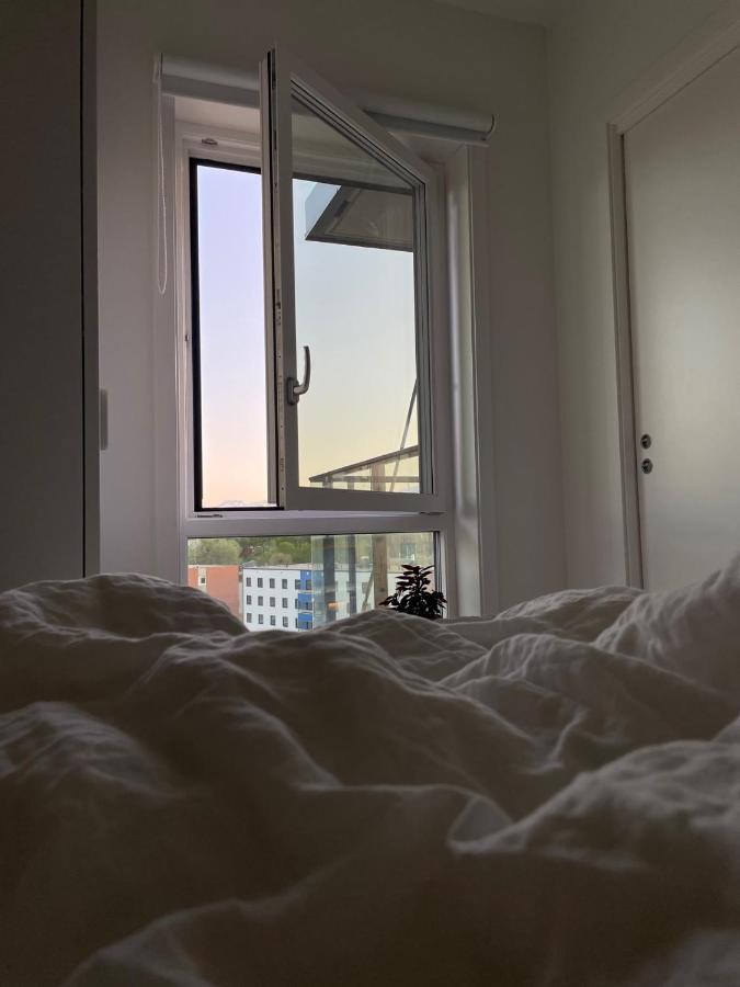 Modern Apartment Nearby City Centrum Tromso Luaran gambar